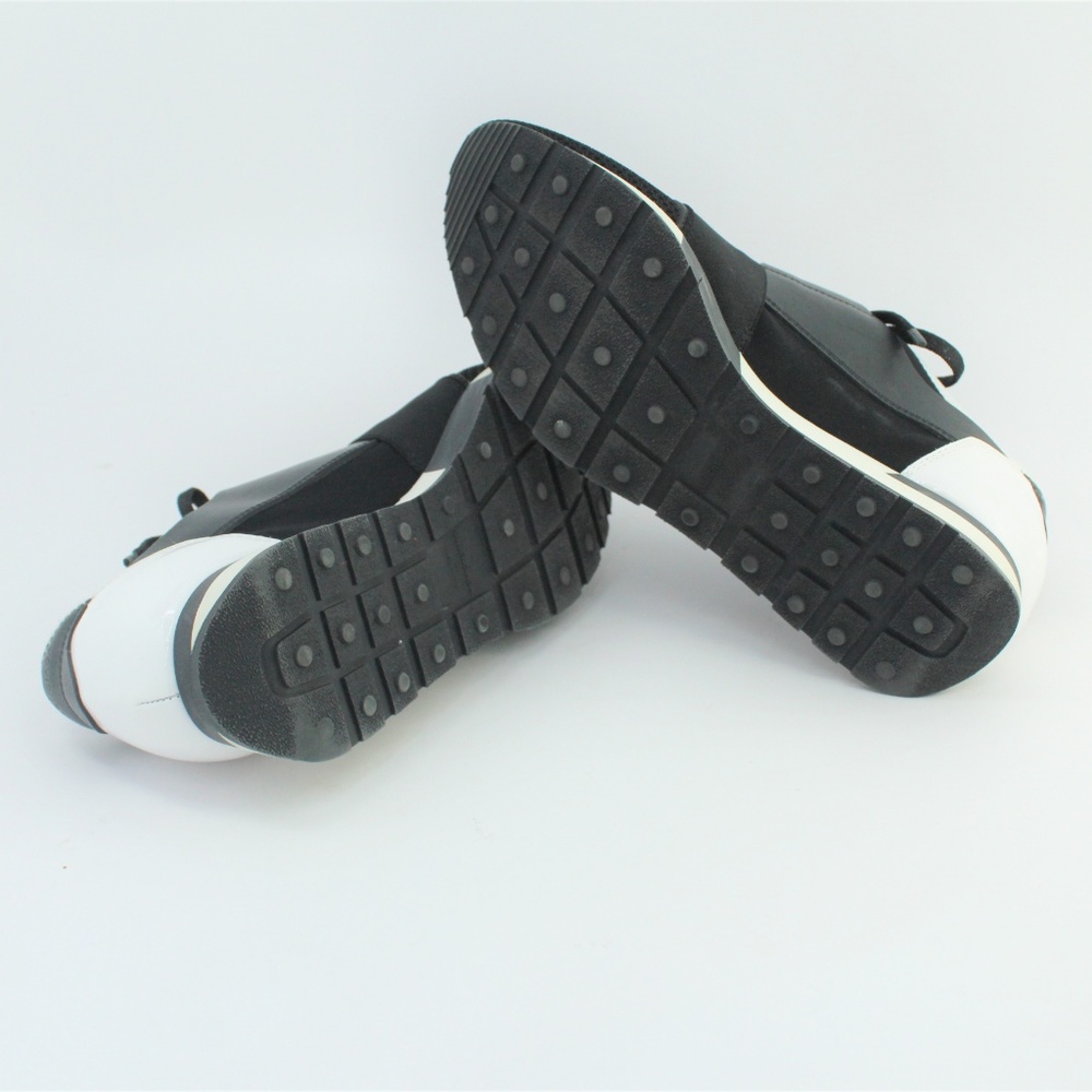 Balenciaga's Race Runner Black Low Top Sneakers 38 - Picture 7 of 7